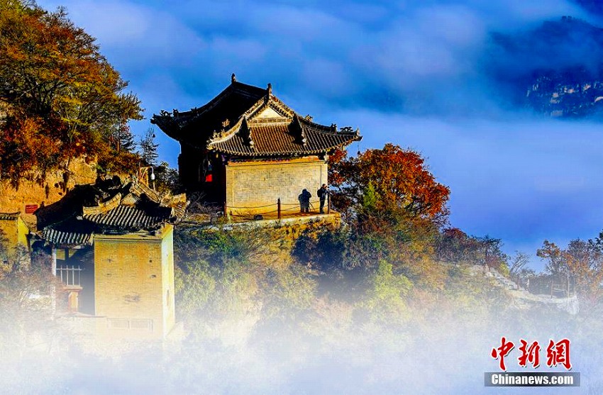 甘粛省の道教の聖地に雲(yún)?！』孟氲膜式~景広がる