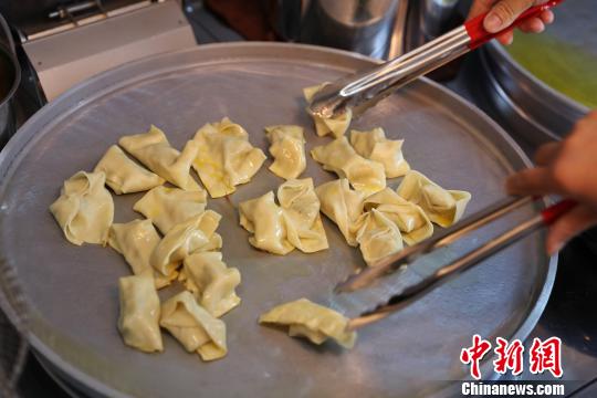 「上海特色小吃館」が 中國(guó)國(guó)際輸入博覧會(huì)會(huì)場(chǎng)にオープン