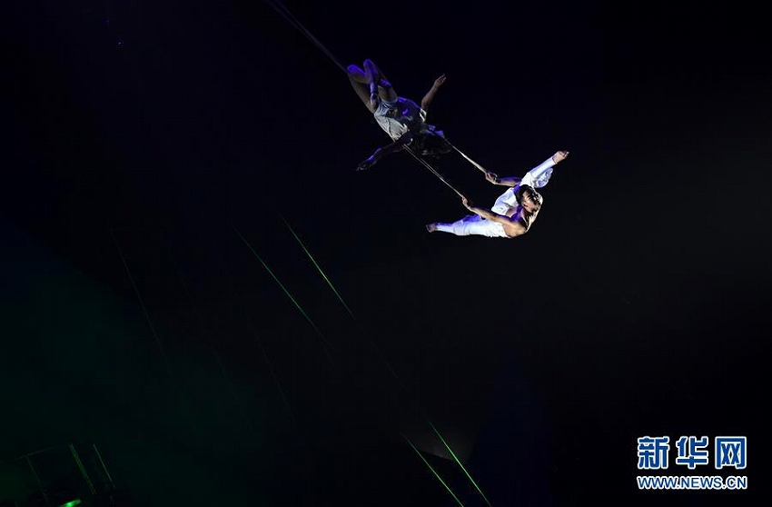 見事なパフォーマンスが続々！濮陽國際雑技フェスティバル　河南省