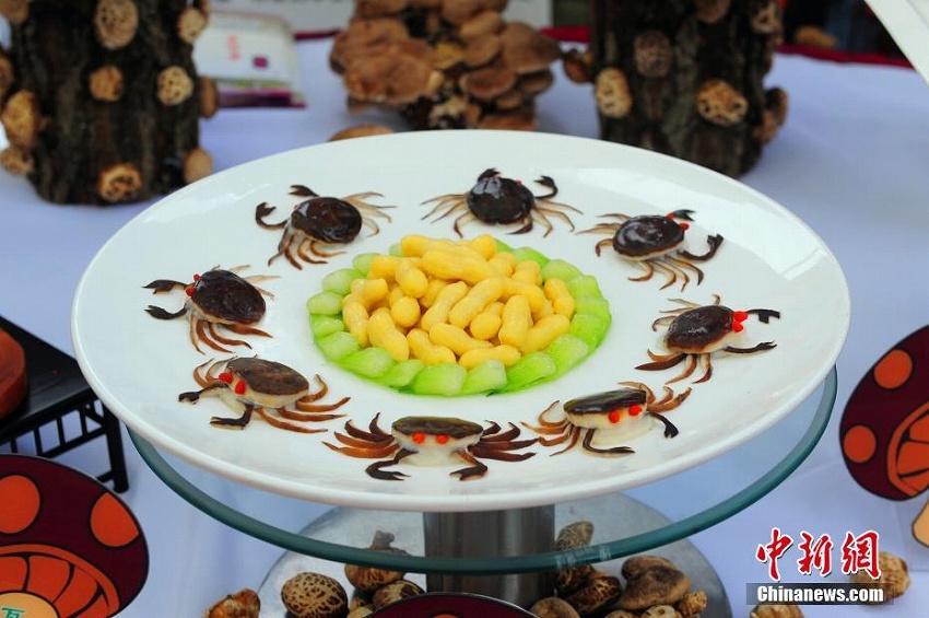 見て楽しい、食べて美味しいアイデア料理続々　湖北省で料理人フェス