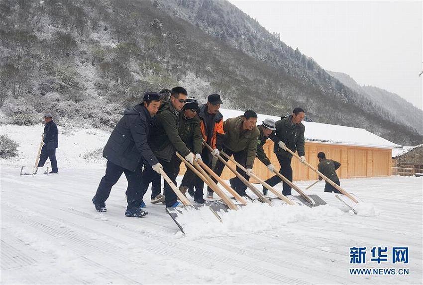 黃龍景勝地の清掃作業(yè)員が撮影した「日常の絶景」