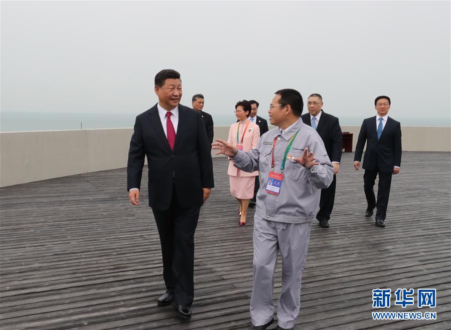 港珠澳大橋、習(xí)近平総書記が開通式に出席