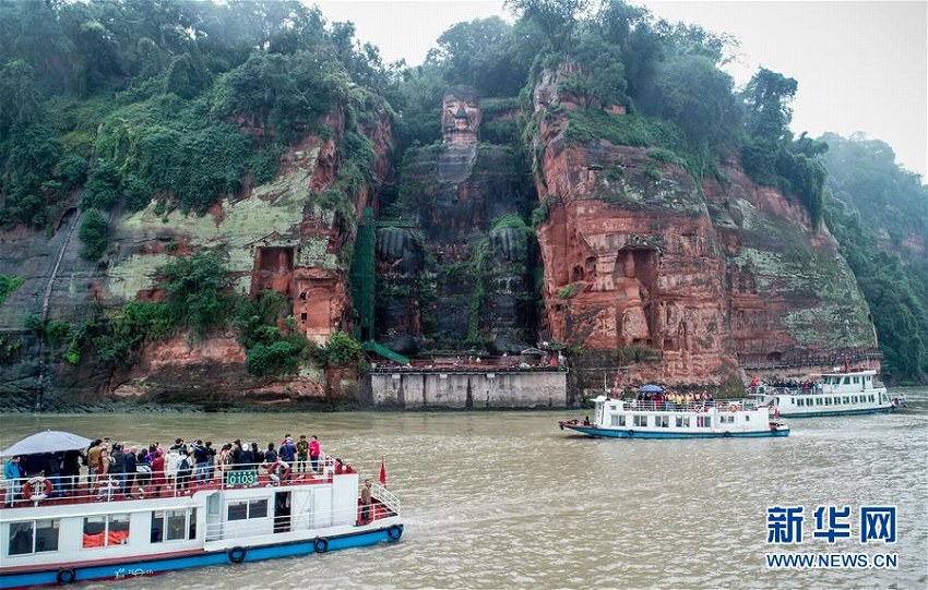 楽山大仏で今世紀(jì)に入り最大規(guī)模となるメンテンナスを?qū)g施　四川省