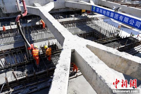 アジア最長の地下鉄駅、主體工事が完成