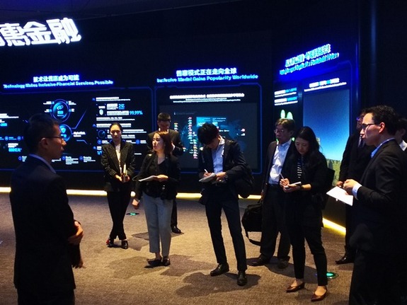 日本メディア代表団が訪中視察を終え帰國の途に