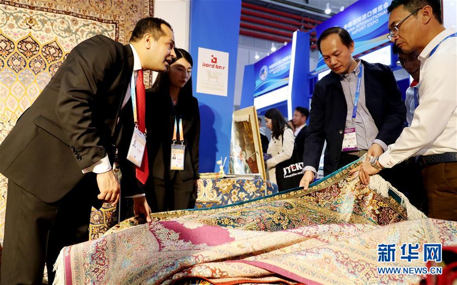 第1回中國(guó)國(guó)際輸入博覧會(huì)が開(kāi)幕