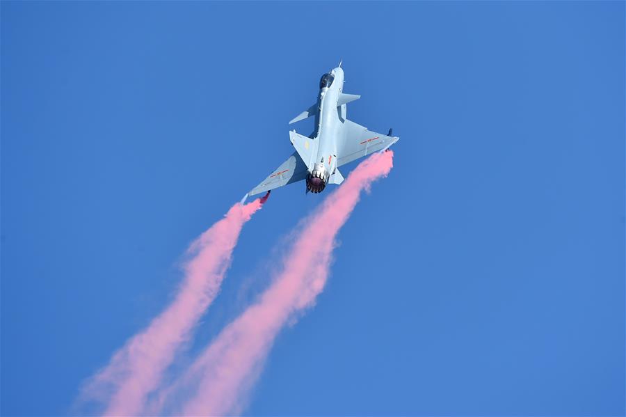 中國國際航空宇宙博覧會(huì)開幕、各種空軍機(jī)登場(chǎng)