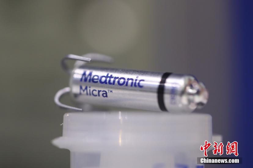 世界最小コイン大の心臓ペースメーカー「Micra」が輸入博覧會に登場