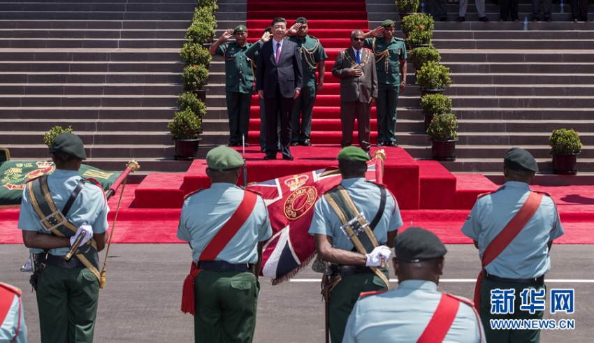 習(xí)近平國家主席がパプアニューギニアのボブ?ダダイ総督と會談