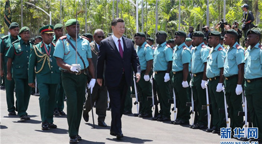 習(xí)近平國(guó)家主席がパプアニューギニアのボブ?ダダイ総督と會(huì)談