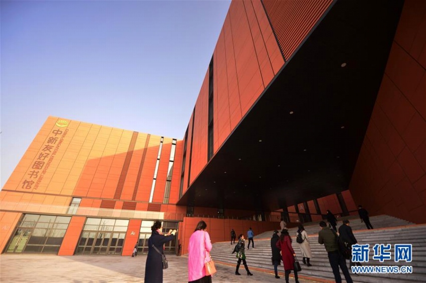 中國(guó)?シンガポール友好図書(shū)館オープン、顔認(rèn)証システムも導(dǎo)入　天津