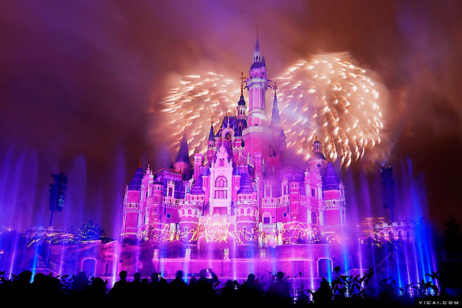 資料寫(xiě)真、ミッキーの形の花火。