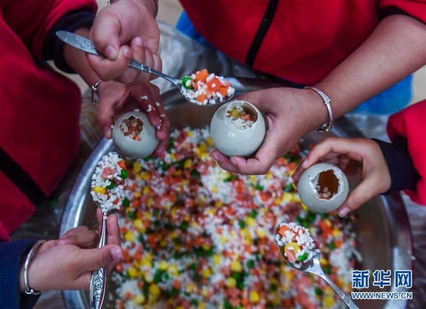 伝統(tǒng)グルメを手作りして迎える二十四節(jié)気の「小雪」　浙江省