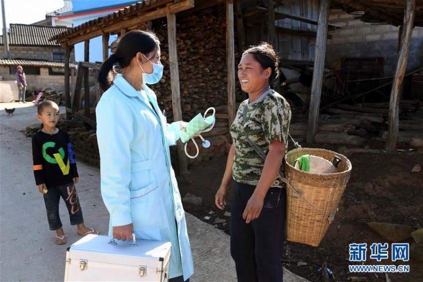 山奧の村に醫(yī)療サービスを提供する「白衣の天使」