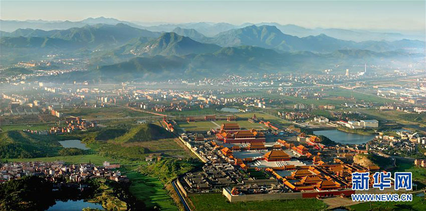 「東洋のハリウッド」浙江省橫店鎮(zhèn)の40年