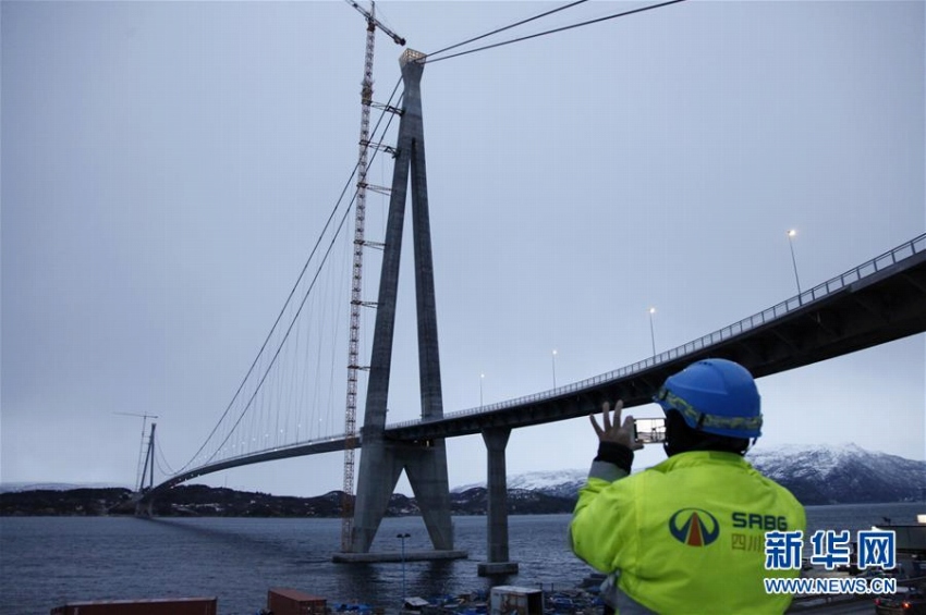 中國(guó)企業(yè)が建設(shè)請(qǐng)け負(fù)ったノルウェーの橋の開通式開催