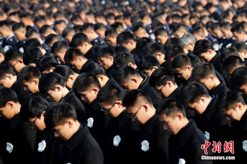 中共中央と國務(wù)院が南京で2018年南京大虐殺犠牲者國家追悼式典