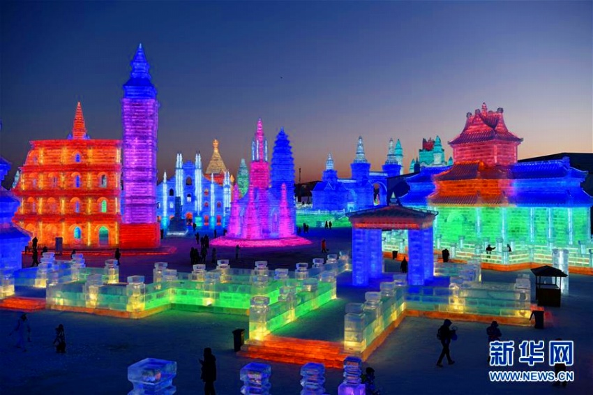 幻想的な氷と雪の世界　「第20回ハルビン氷雪大世界」開(kāi)幕