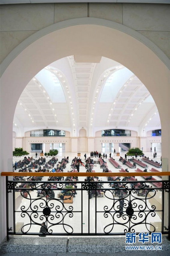 ハルビン駅の改築工事完了し、再び営業(yè)運行をスタート　黒竜江省