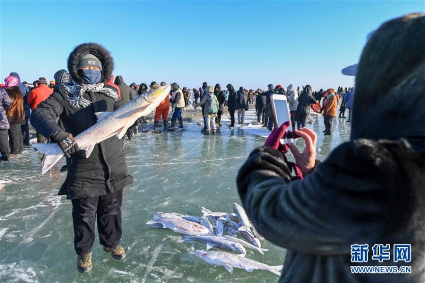 ネット販売活用し査干湖の魚を中國各地へ　吉林省