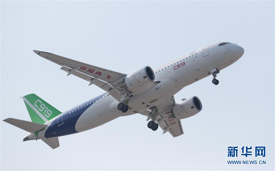 中國(guó)産大型旅客機(jī)「C919-103」機(jī)が初飛行に成功