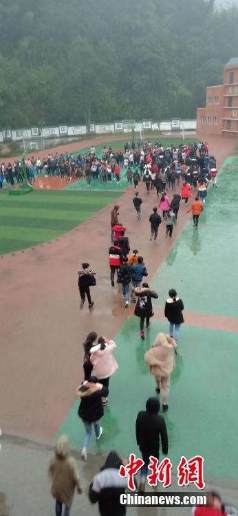 ＜速報＞四川省宜賓市でマグニチュード5.3の地震発生　各地で強い揺れ