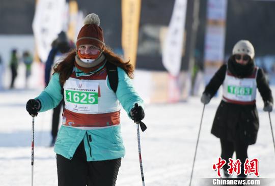 長春でクロスカントリースキー大會　國內外1千人が參加