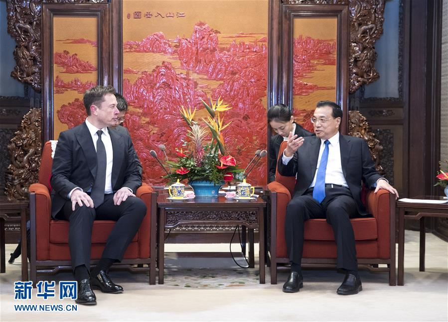 李克強(qiáng)総理がテスラ社CEOと會(huì)談