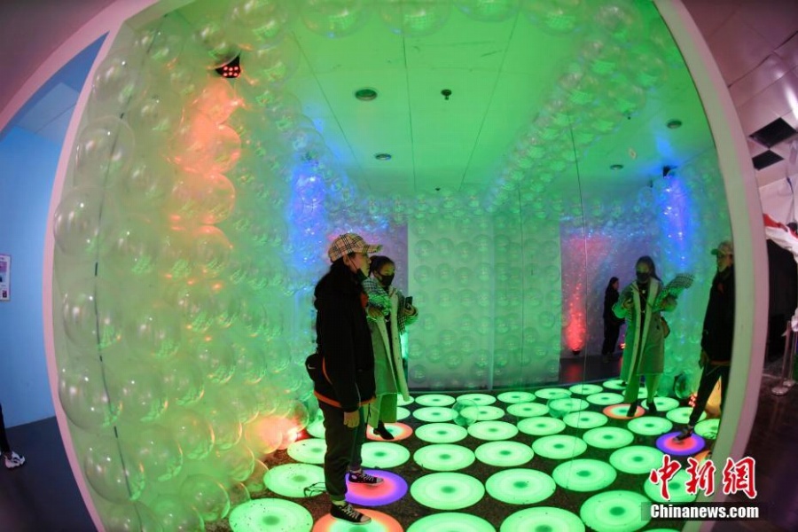 戀について考えよう？成都で人気の「失戀博物館」