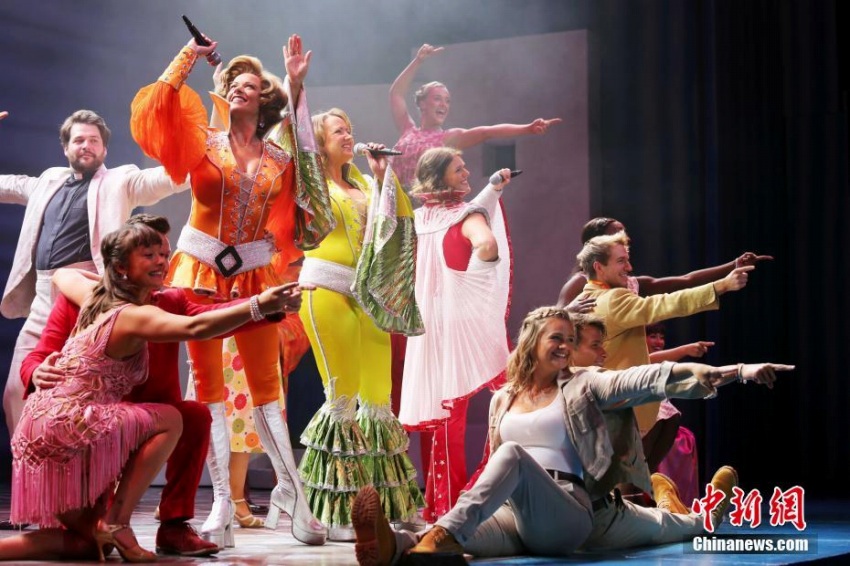 大ヒットミュージカル?マンマ?ミーア！が香港地區(qū)で上演