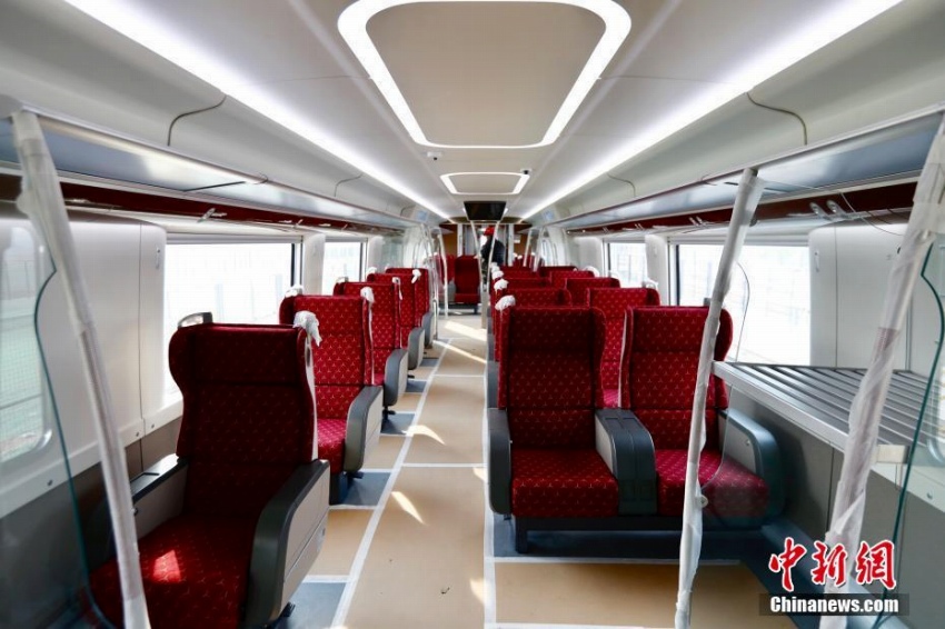 北京市軌道交通の新空港線が無人運(yùn)転で最高時(shí)速160キロ