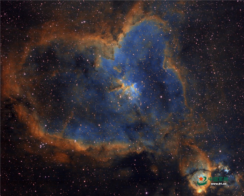 戦友から屆いた新年のプレゼントは美しい天文寫真