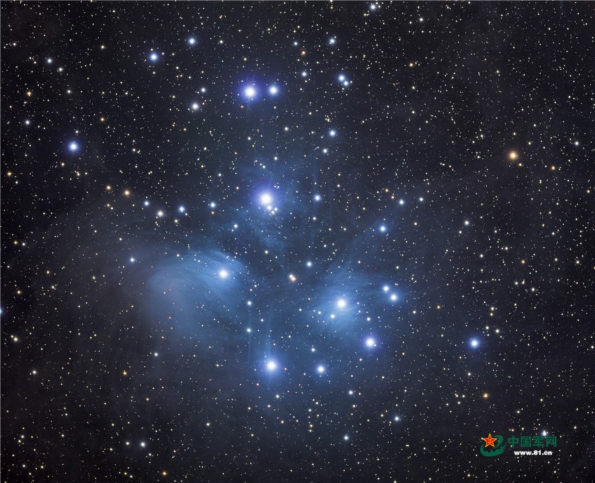 戦友から屆いた新年のプレゼントは美しい天文寫(xiě)真