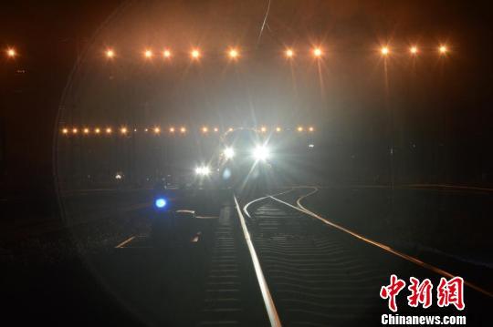 中國華南地域最大の「高速列車の家」を訪ねて　