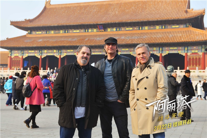 SF漫畫「銃夢」の映畫「アリータ バトル?エンジェル」中國版ポスター公開