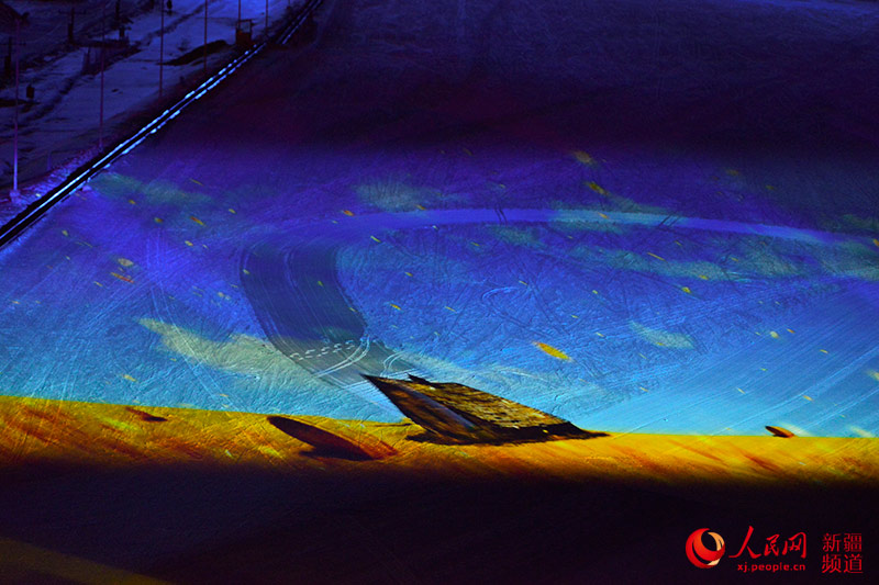新疆のスキー場で「アルタイ神話」テーマのプロジェクションマッピング