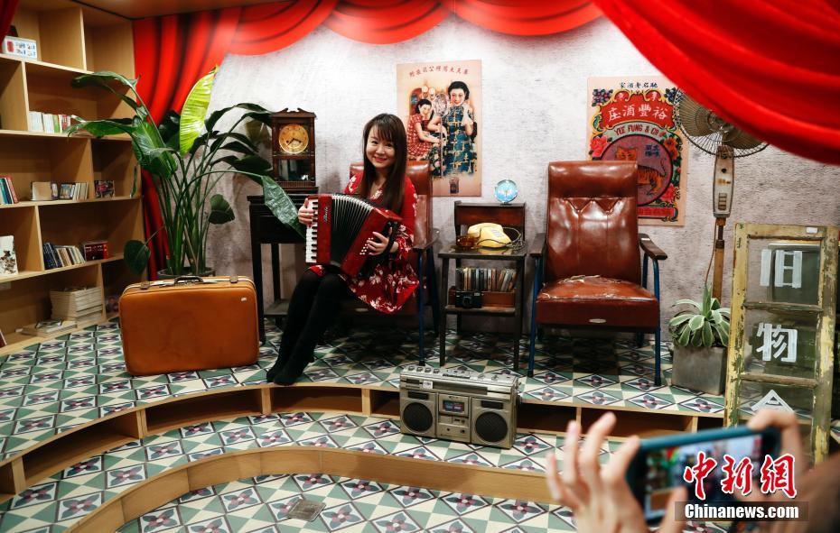 上海愚園の公共バザーに懐かしの「弄堂」スタイル登場