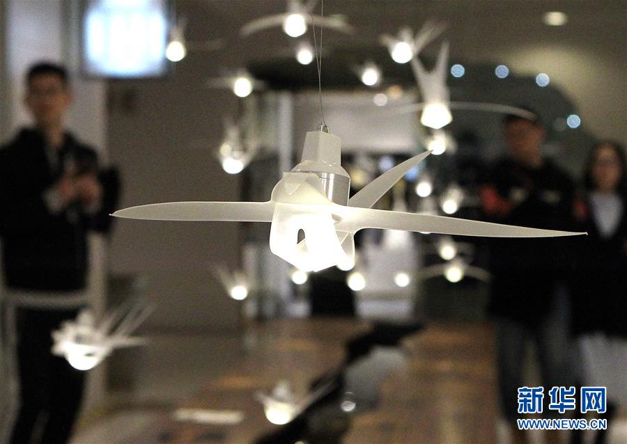 新天地をそぞろ歩き、「設(shè)計フェスティバル」を満喫　上海