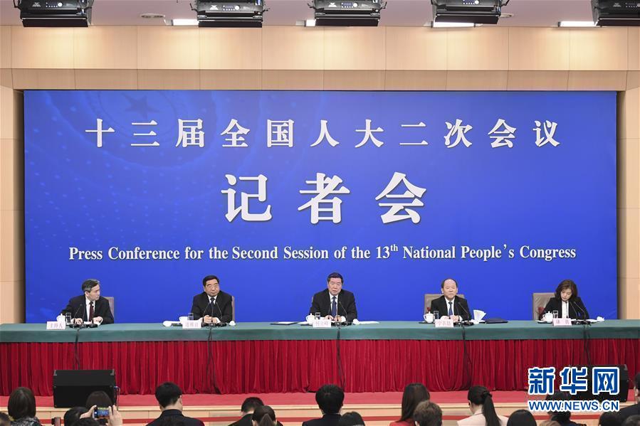 ＜全人代記者會見＞中國経済は今年の目標を達成できる