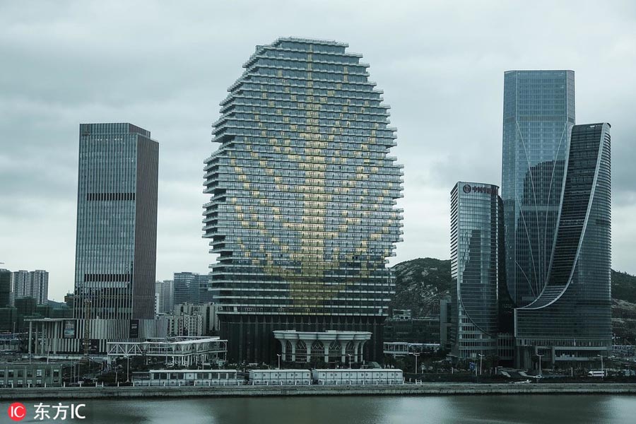 広東省珠海市橫琴にある桐の葉の形をしたユニークなビル。（東方IC が畫像の著作権所有。転載禁止）