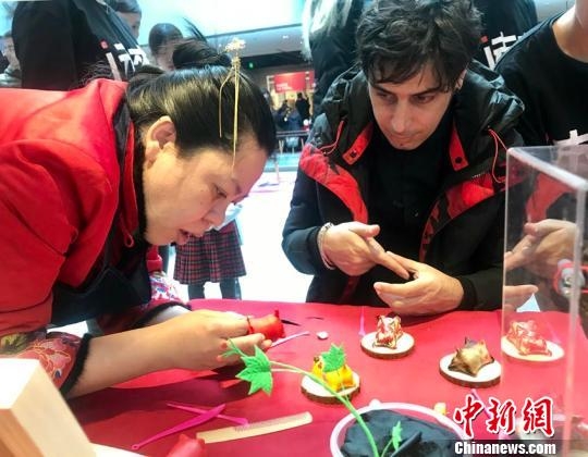 長春在住の外國人に様々な中國伝統(tǒng)文化を體験してもらうイベント　吉林省