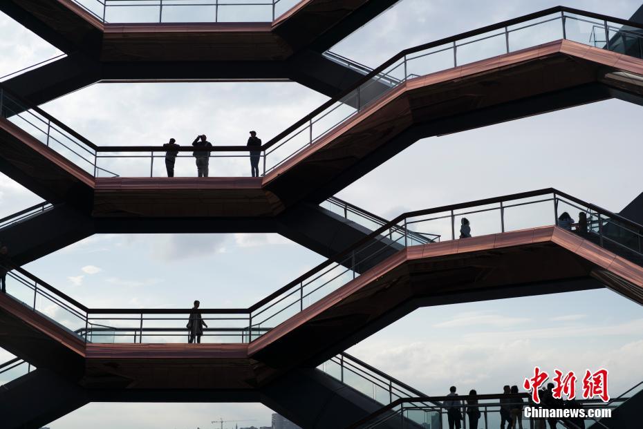 米ハドソン?ヤードが開業(yè)、迷宮のようなベッセルが新たなスポットに