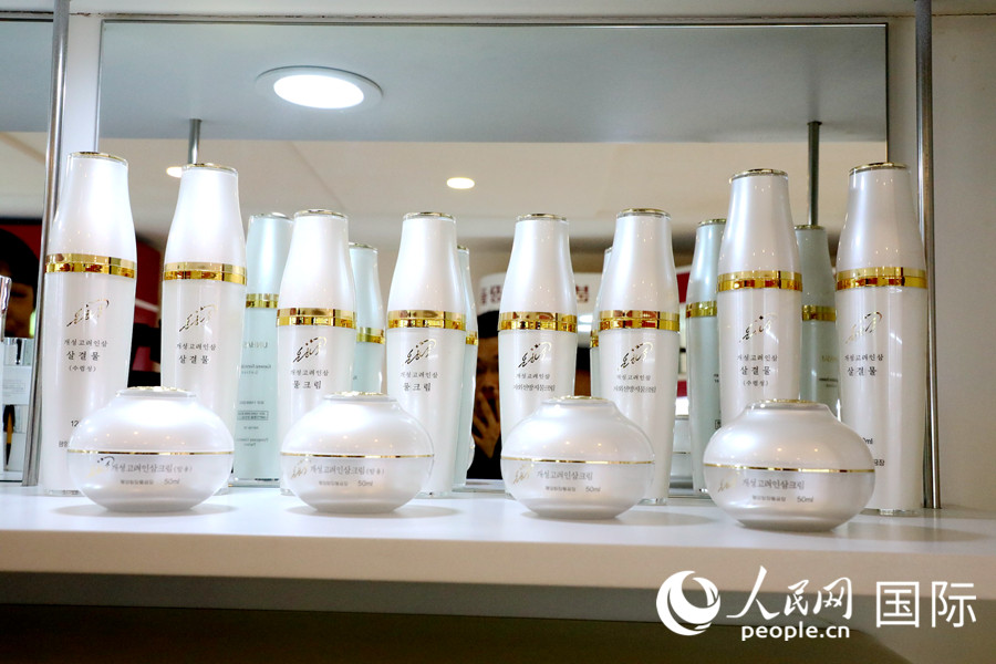 朝鮮最大の化粧品工場「ピョンヤン化粧品工場」を訪ねて