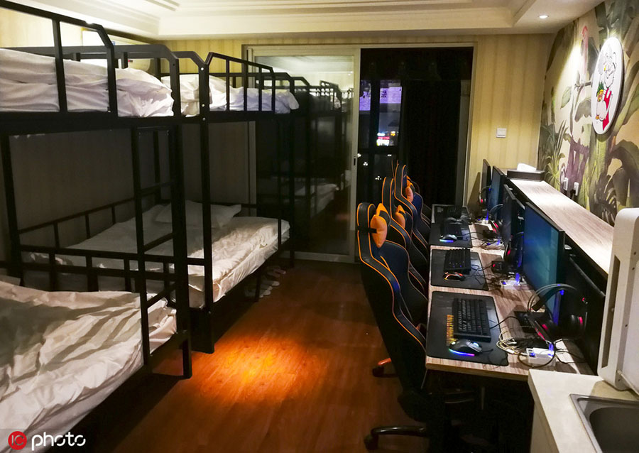ゲームも宿泊も楽しめる「ホテル式ネットカフェ」（寫真著作権は東方ICが所有のため転載禁止）。