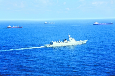 ＜中國海軍創(chuàng)設(shè)70周年＞海軍の実戦訓練は遠洋へ拡大