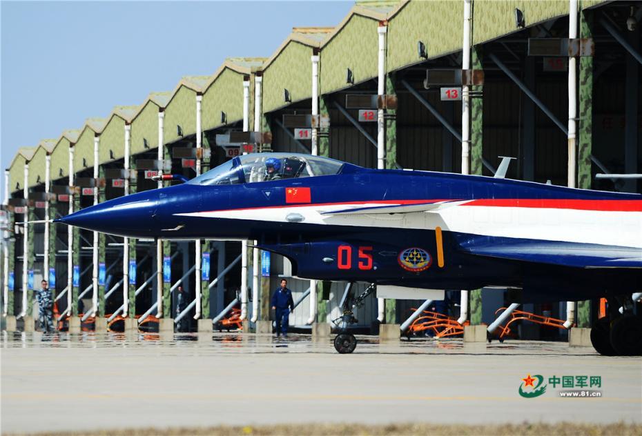 「國家」を代表して中國の空を舞う曲技飛行隊(duì)?八一飛行表演隊(duì)