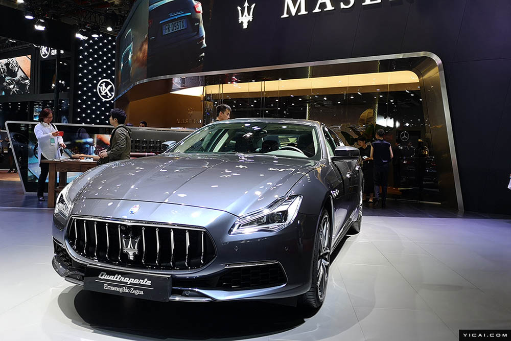 ランボルギーニの次世代V10スーパーカー登場　上海モーターショー