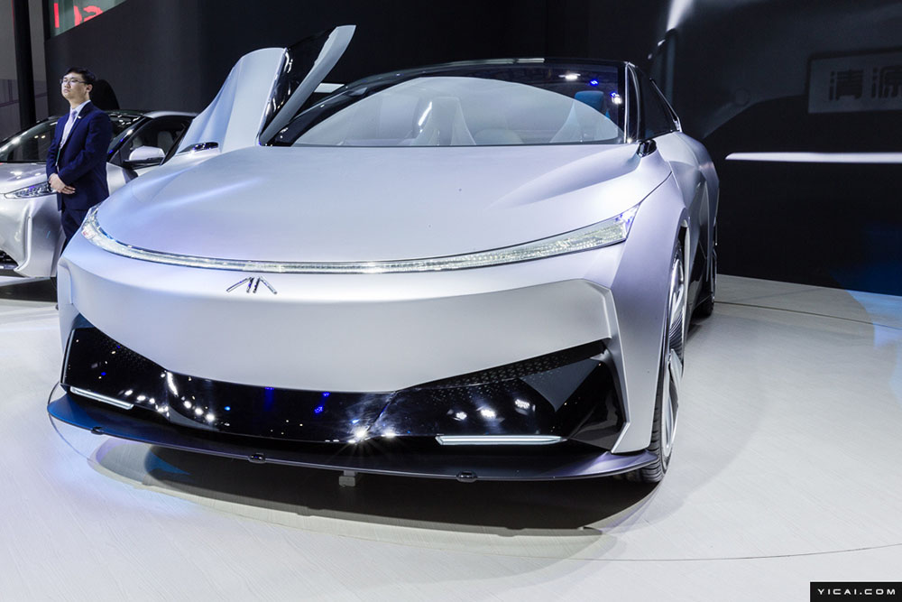 上海モーターショーにおける新勢力の戦い　お?dú)荬巳毪辘悉嗓欤?></a></td></tr><tr><td class=