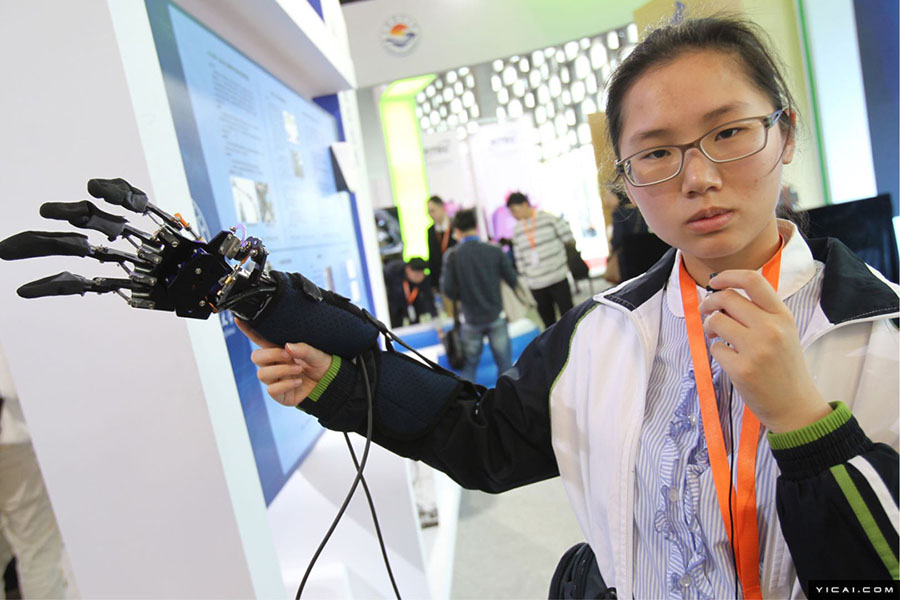 上海國際技術輸出入交易會が18日に開幕　 國內(nèi)初のFPGA人工知能サーバー