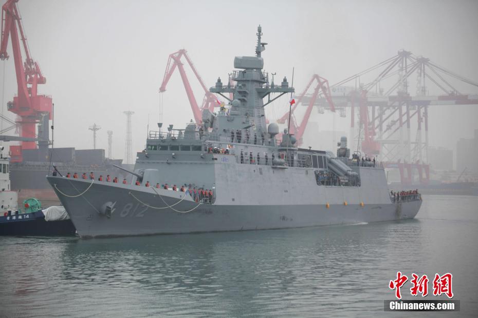 國際海軍行事に參加する各國艦艇が続々と青島に到著